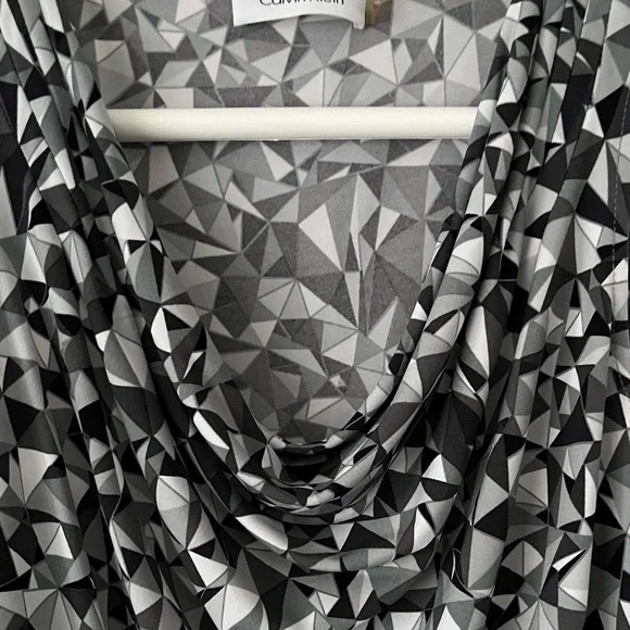 CALVIN KLEIN Sleeveless Cowl Neck  Blouse Size: Medium - Picture 2 of 8